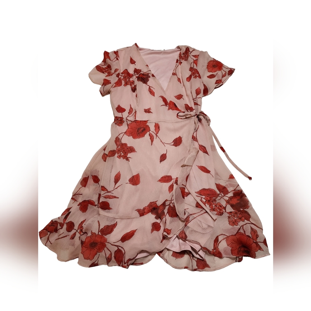 All In Favor Floral Wrap Dress, Size S